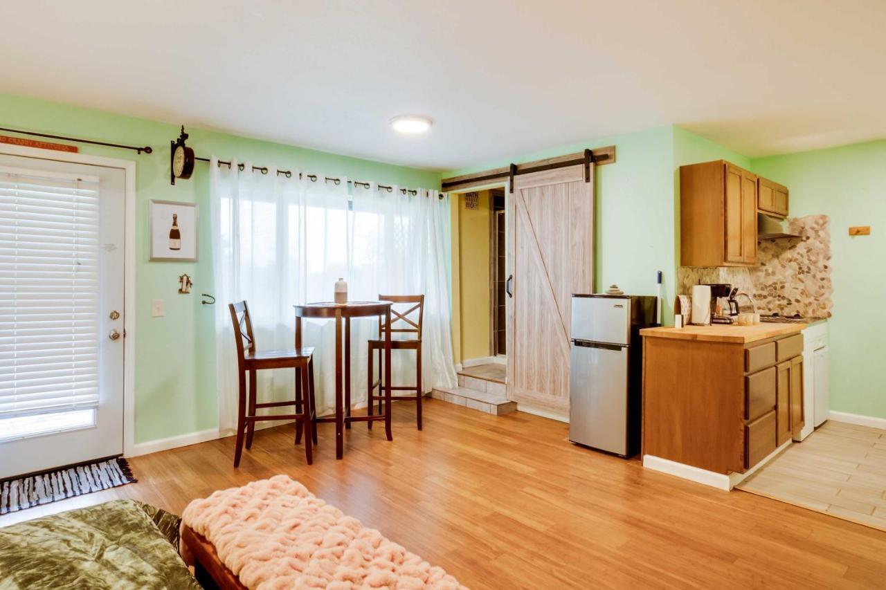 Soothing Studio With Lush Views 2 Mi To Beach! Smith River Экстерьер фото